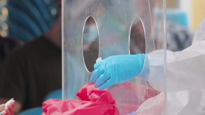 个人防护用品套装健康专家介绍新型冠状病毒肺炎鼻拭子自检快速抗原测试，冠状病毒