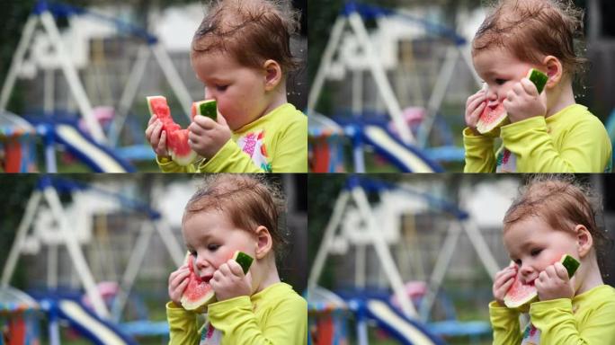 吃西瓜的小女孩