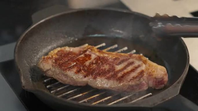 烹饪美味的牛肉牛排