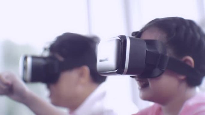 在虚拟世界中驾驶VR模拟