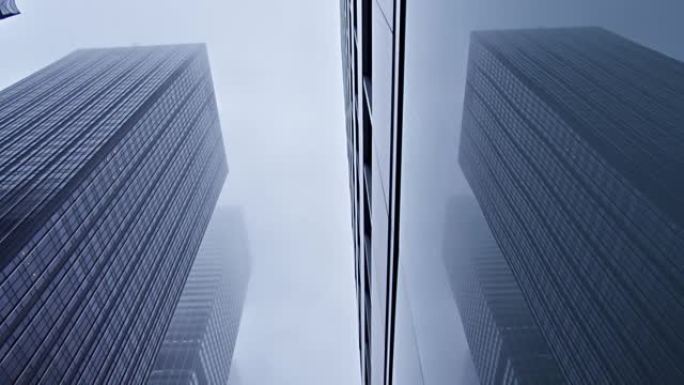 雾纽约。金融大厦。业务概念观。