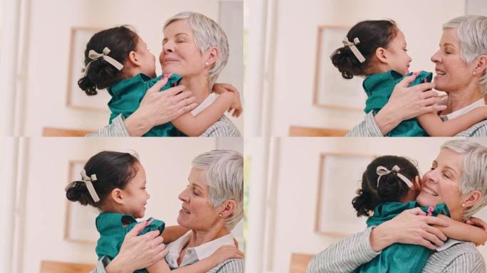 老年妇女、儿童和拥抱对爱、关心和信任的支持，一起在家庭住宅中获得幸福或交谈。老人，快乐的年轻女孩和拥