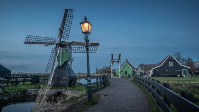 荷兰风车历史悠久的村庄Zaanse Schans-跟踪镜头