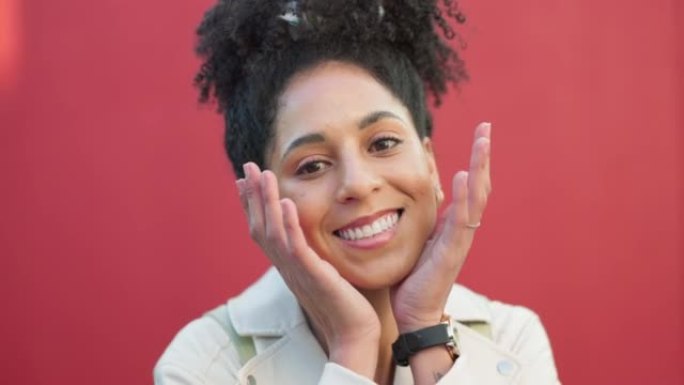 快乐，迷幻和疯狂，一个有自拍或社交媒体图片的有趣面部表情的女人。生活方式，幸福和创意漫画救济，对生活