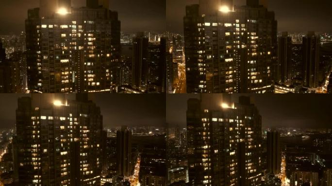 香港夜间拥挤建筑的无人机景观