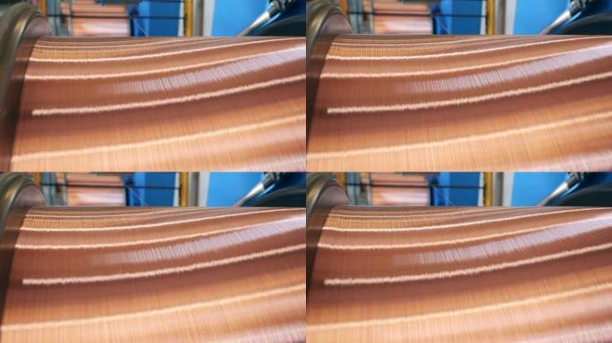 新生产的铜线快速纺丝的大型卷轴