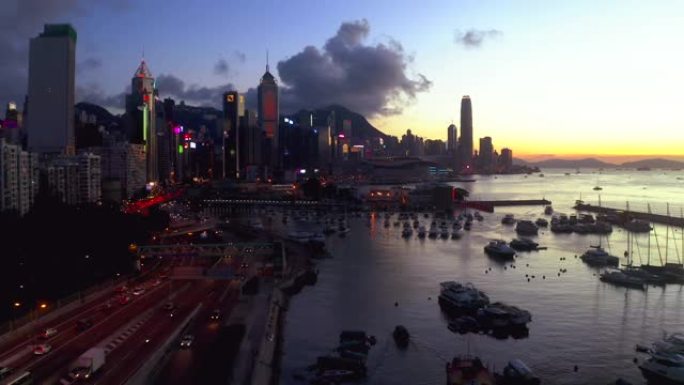 香港的夜景建筑风格水岸城市沿岸建设