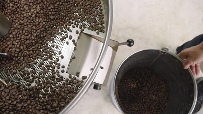 焙烧炉中的咖啡豆咖啡豆加工咖啡加工