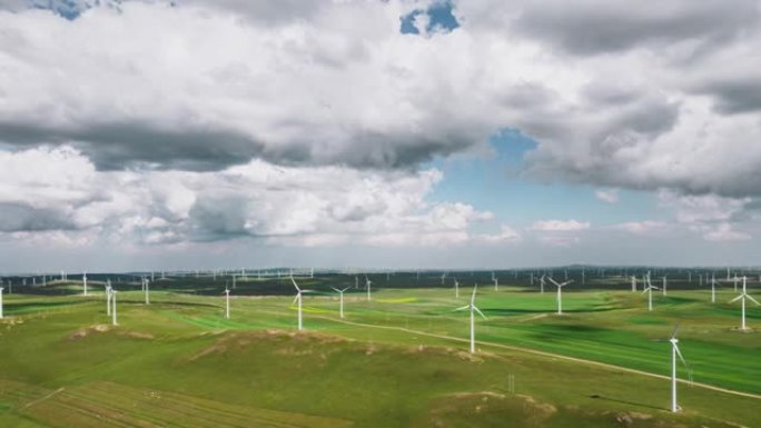 大草原上风力发电机场的超流和鸟瞰图