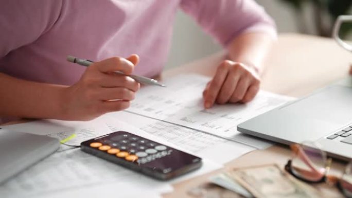 财务规划算账都市生活家庭账单