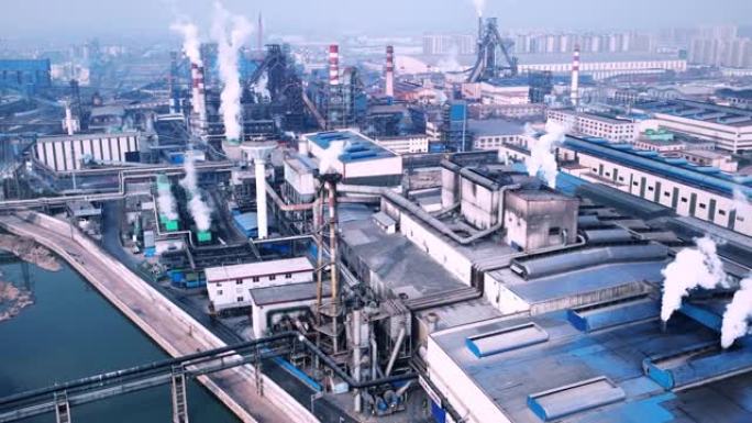 钢铁厂工业鸟瞰图烟囱污染废气排放高压电塔