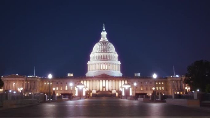 美国国会大厦。的夜晚。大的观点。