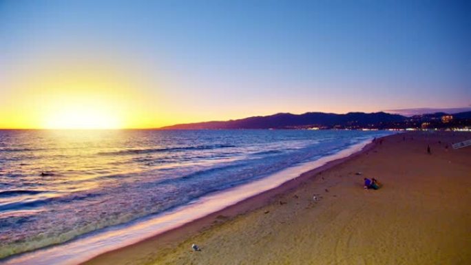 海洋。日落。加州。