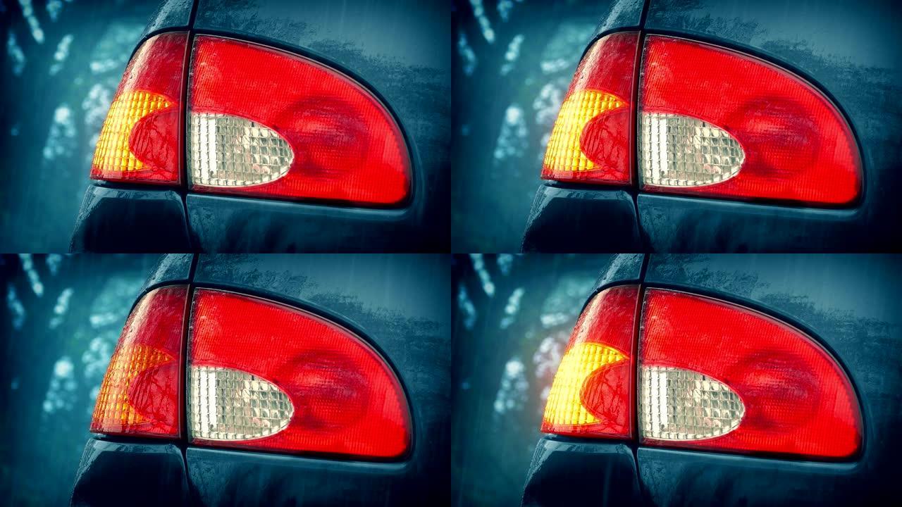 雨中与路过的汽车闪烁的车灯