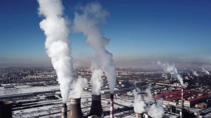火力发电厂鸟瞰图宣传片大烟囱排放气体