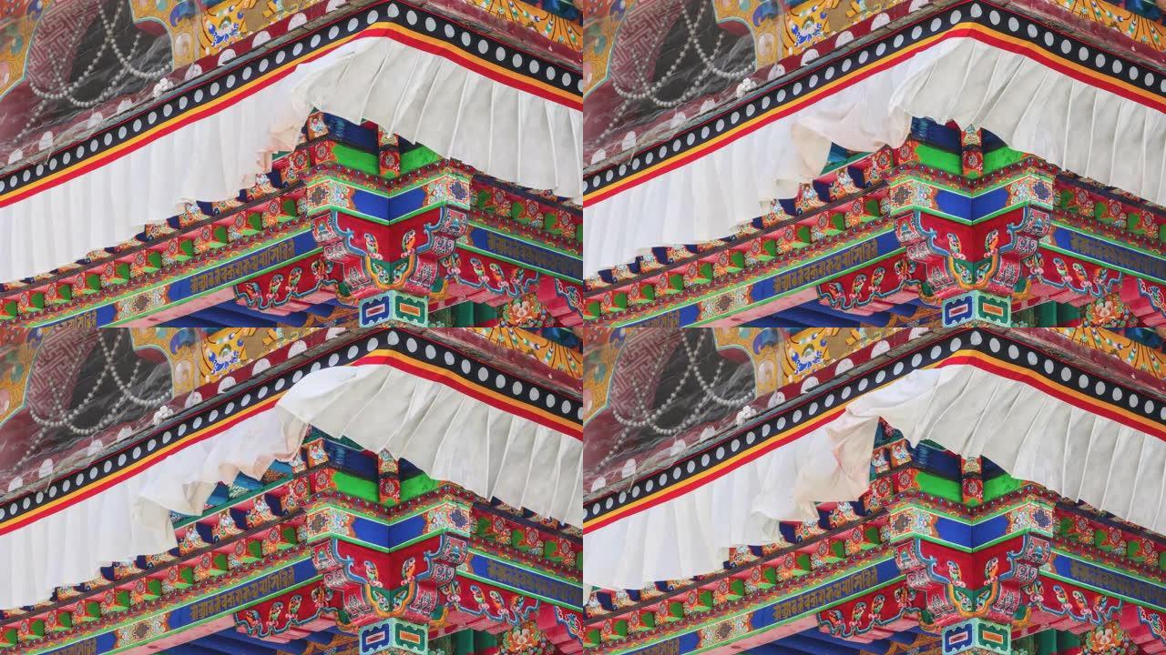 西藏藏传佛教寺庙装饰精美