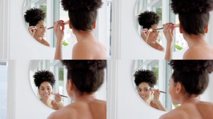 黑人妇女，镜子和化妆刷，用于早晨美容，豪华护肤和化妆品健康常规。自我护理、有机化妆品和天然腮红或皮肤