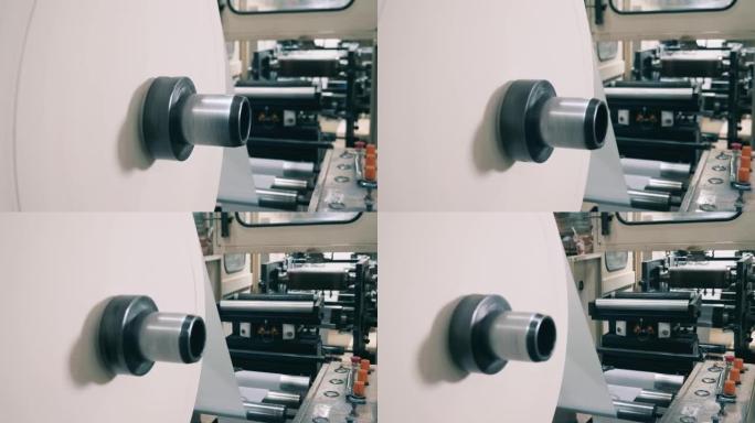 转纸机的功能在一个近距离