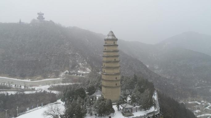 延安宝塔山雪景航拍