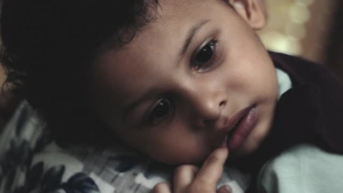 儿童精神卫生小孩哭泣外国小孩婴儿