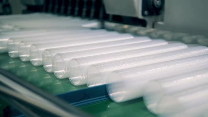 现代化塑料制造厂的塑料杯生产线