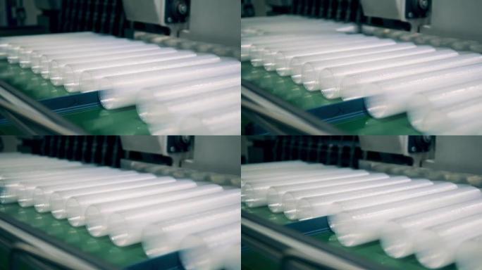 现代化塑料制造厂的塑料杯生产线