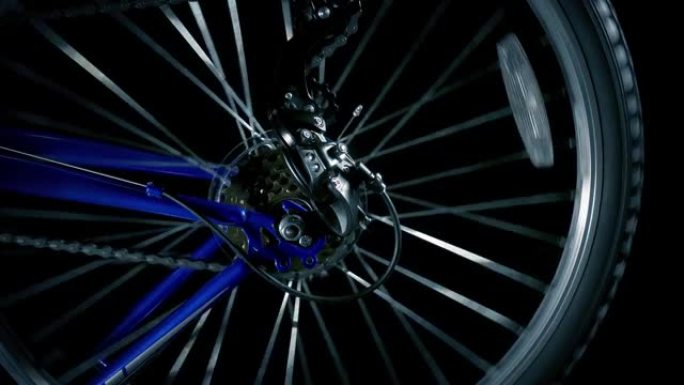 自行车车轮旋转特写镜头
