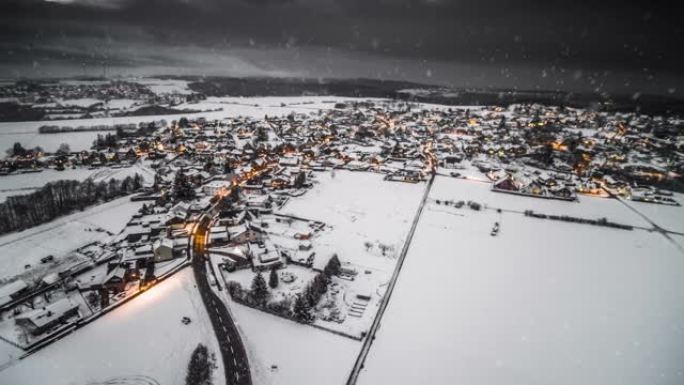 德国积雪覆盖的村庄