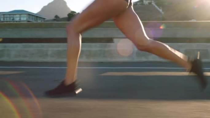 仅在夏季运动中，在城市中进行跑步者，健身和女子路跑步，以进行训练，锻炼和锻炼。速度，健康和年轻的女孩