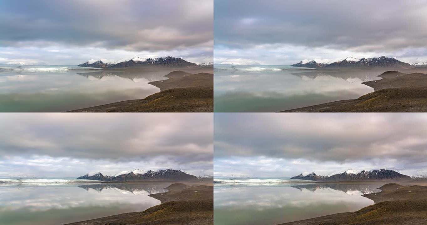 Jokulsarlon泻湖无缝循环中的云景和moutian背景的延时拍摄