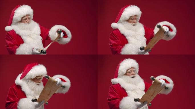 圣诞老人站在红色的背景下，展开纸卷，仔细地看着它，微笑着