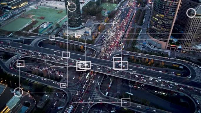 未来智能交通网络连接市中心高架桥