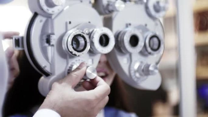 检查视力近视眼镜验光眼科专业实验室