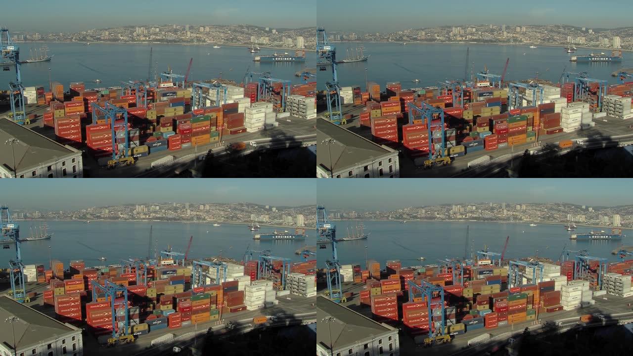南美智利瓦尔帕莱索的集装箱码头。高角度视图。