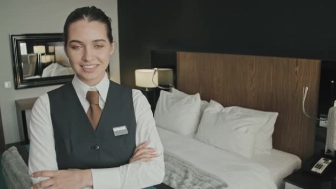 酒店房间女经理肖像