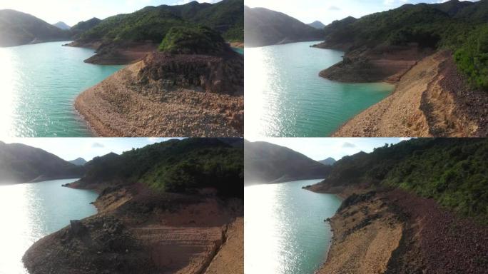 高岛水库因干旱而积水少，香港