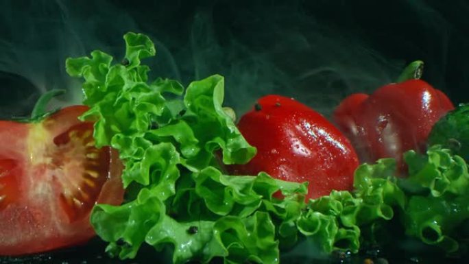 新鲜蔬菜中产生的蒸汽