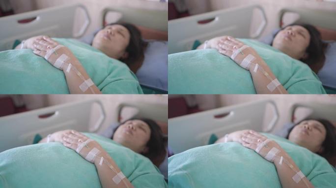 孕妇在医院剖腹产后在房间里康复