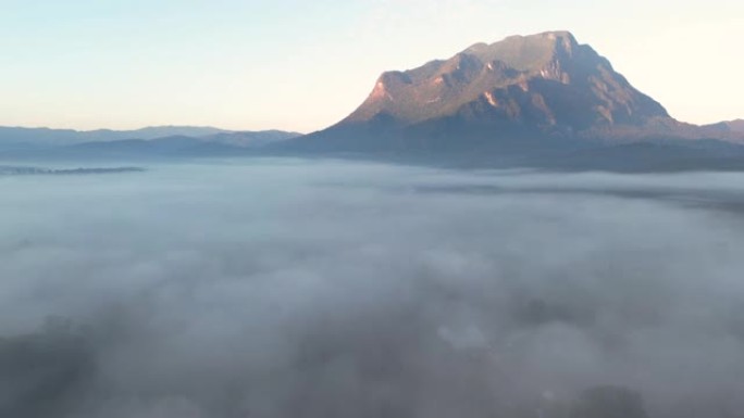 空中拍摄清道山带雾日出时间