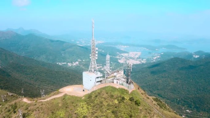 香港的通信天线信号基站高山