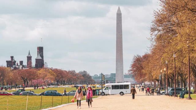 华盛顿纪念碑与行人的时间流逝