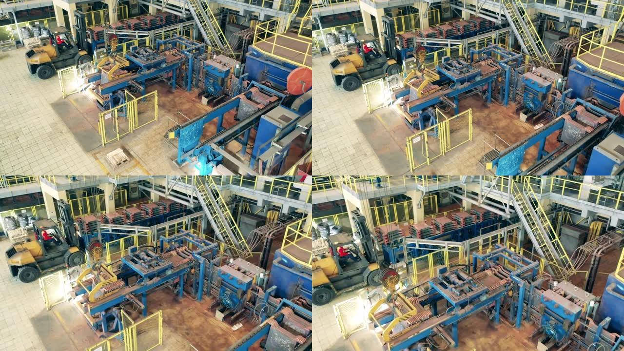 在俯视图中拍摄的铜厂的机械化单元