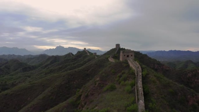 鸟瞰中国长城航拍万里长城墙古代建筑中国五