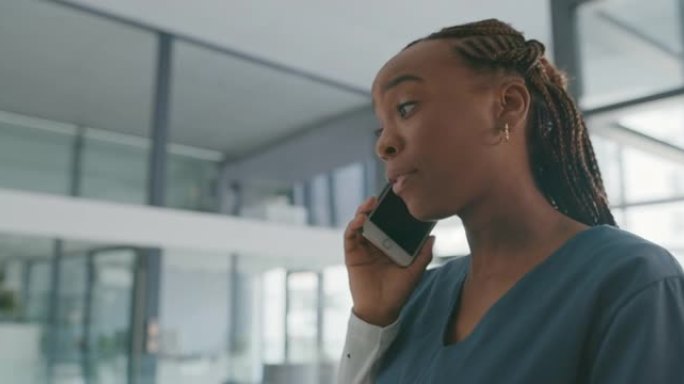 一名年轻女医生在工作中使用电话的4k视频片段
