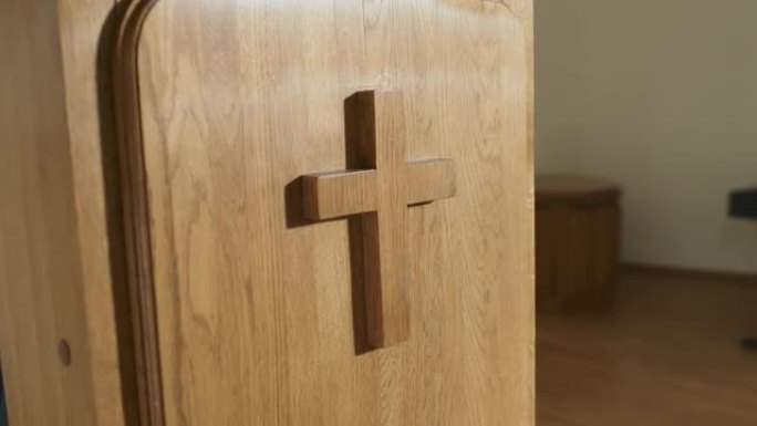 天主教的讲台十字架特写视频素材