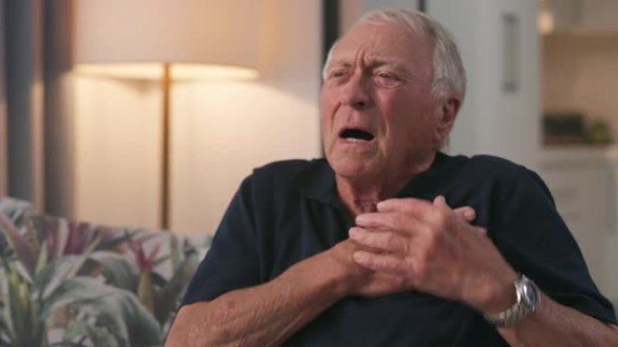 一名老人在家中心脏病发作的4k录像