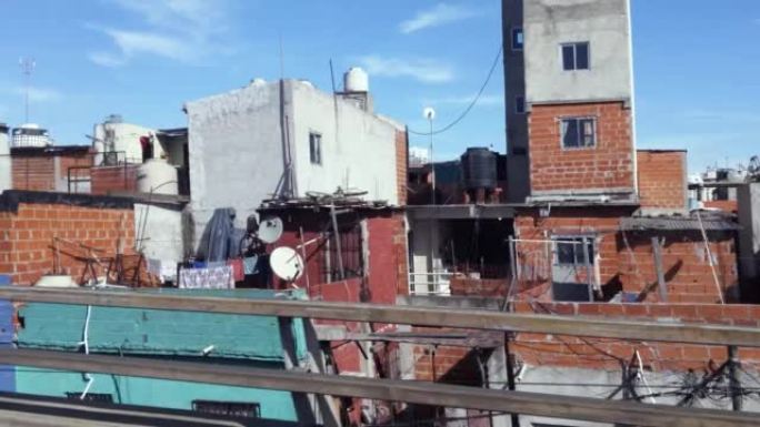 棚户区称为 “别墅31” 在Retiro区，布宜诺斯艾利斯，阿根廷，最大的城市之一，大约有40,00