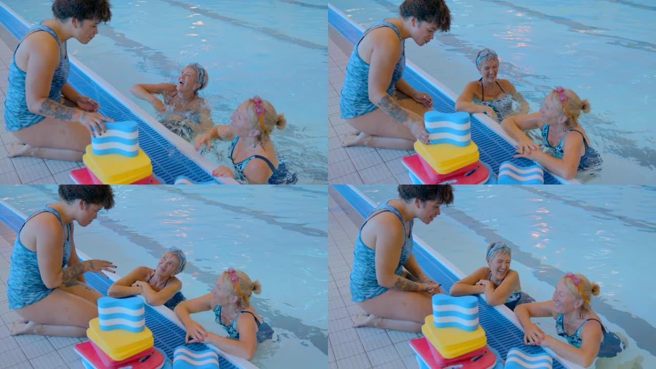 放松泳池边外国教练游泳池小孩学游泳夏日跳