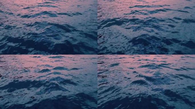 日出前视图在水上航行