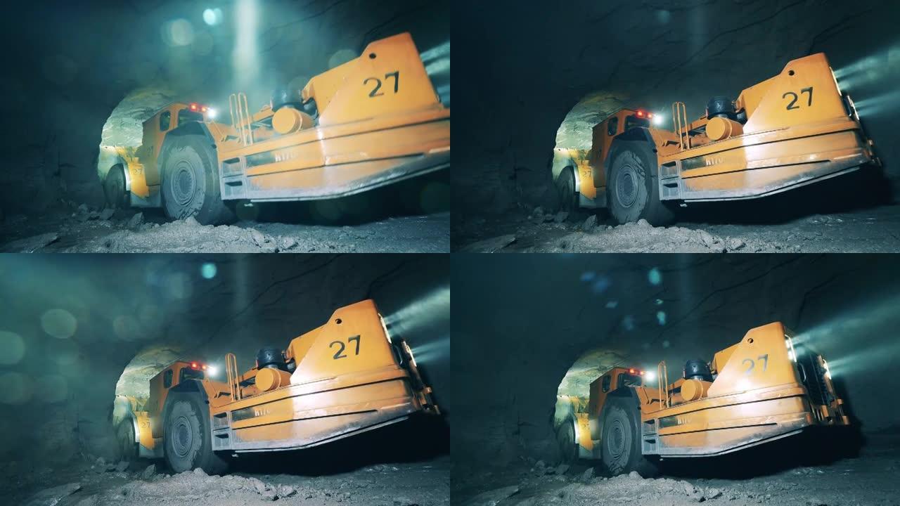 地下开发、地下开采、地下采矿作业。工业机器正试图通过矿井